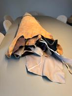 16 Lederen huiden - mooie kleuren, Ophalen of Verzenden, Zo goed als nieuw