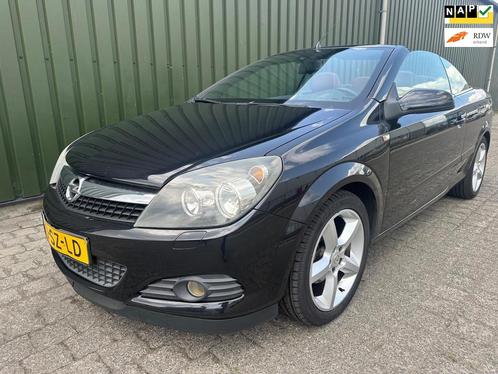 Opel Astra TwinTop 1.8 Cosmo Nieuwe APK, Auto's, Opel, Bedrijf, Te koop, Astra, Airconditioning, Alarm, Bochtverlichting, Climate control