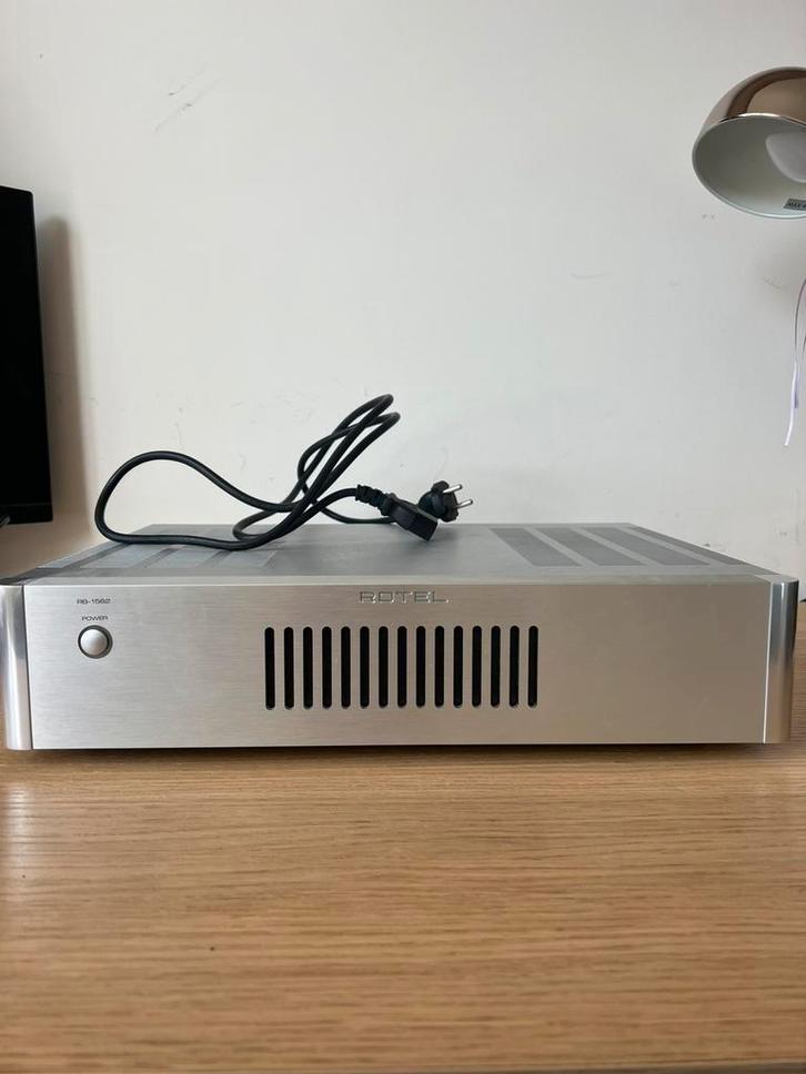 Rotel power amplifier RB-1562, Audio, Tv en Foto, Versterkers en Receivers, Zo goed als nieuw, Stereo, 120 watt of meer, Overige merken
