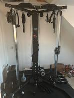 Taurus Cable Fly Machine, Sport en Fitness, Fitnessapparatuur, Ophalen, Benen, Gebruikt, Krachtstation