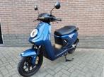 Niu, Fietsen en Brommers, Scooters | Overige merken, Ophalen of Verzenden, Zo goed als nieuw