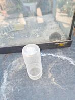 Vogel voer en drink bak/flesjes en paar klepjes voor op voer, Ophalen of Verzenden, Gebruikt, Eten en Drinken