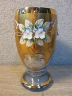 Vintage goudkleurig Bohemian glas met emaille bloemen, Antiek en Kunst, Antiek | Glas en Kristal, Ophalen of Verzenden