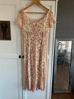 Mooie cocktailjurk te koop!, Beige, Nieuw, Cocktailjurk, Ophalen of Verzenden