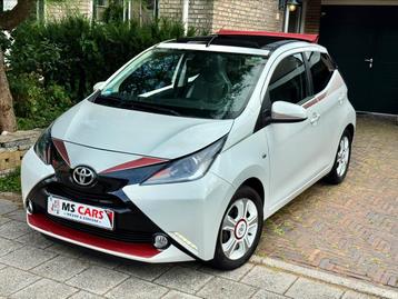 TOYOTA AYGO*EXPOSE*SCHUIFDAK*CAMARA*START KNOOP *HALF LEER* beschikbaar voor biedingen