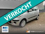 Hyundai I10 1.1 Dynamic Cool / Airco / 5 personen / Ned Auto, Voorwielaandrijving, Stof, Gebruikt, Zwart