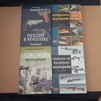 Geïllustreerde encyclopedieën over wapens - 3 Boeken, Ophalen of Verzenden, Zo goed als nieuw, A.E. hartink