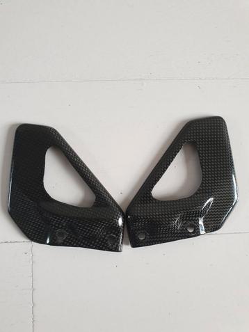 Carbon hielbeschermers Aprilia RSV mille rsvr en TUONO  beschikbaar voor biedingen