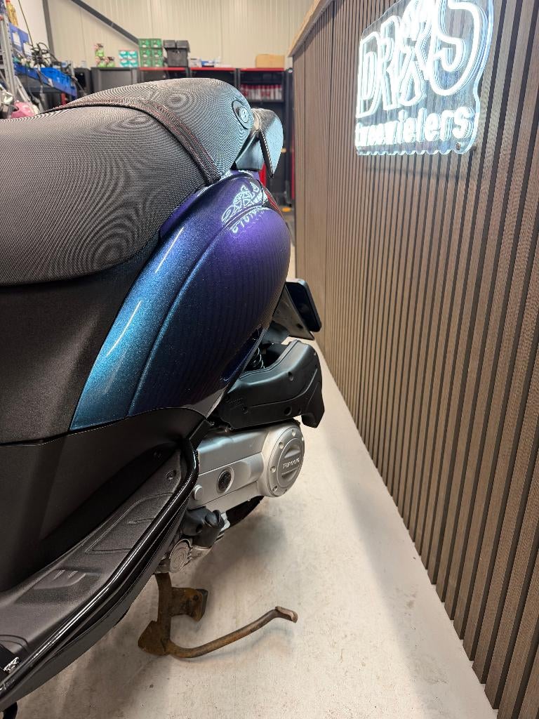 Piaggio zip 2018 BROM | Nieuwstaat | Rijklaar | Garantie, Overige modellen, Maximaal 45 km/u, Ophalen of Verzenden, Zo goed als nieuw