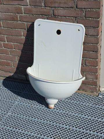 Vintage Wastafel - Emaille beschikbaar voor biedingen