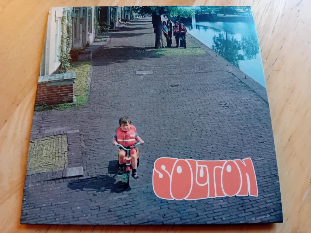CD Solution - Solution + 1 extra track, Cd's en Dvd's, Verzenden, Zo goed als nieuw, Progressive