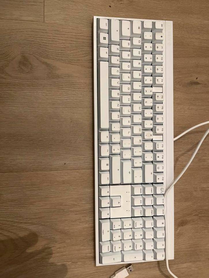 Cherry MX 2.0 S RGB Wit Gaming Toetsenbord, Computers en Software, Toetsenborden, Gebruikt, Qwerty, Bedraad, Gaming toetsenbord