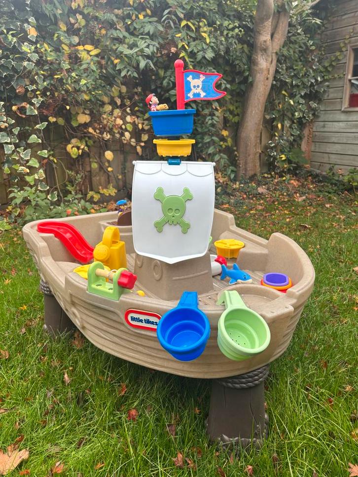 Little Tikes Piratenboot Waterspeeltafel, Kinderen en Baby's, Speelgoed | Buiten | Los speelgoed, Zo goed als nieuw, Ophalen