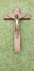 Houten kruisbeeld met bronzen corpus 50 cm, Antiek en Kunst, Antiek | Religie, Ophalen of Verzenden