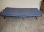 Opklapbed / Logeerbed - Blauw, Huis en Inrichting, Slaapkamer | Bedden, Ophalen, Eenpersoons, Blauw, Zo goed als nieuw