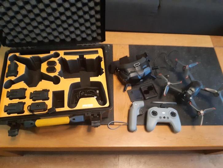 Overcomplete set DJI FPV met 5 accu's!, Audio, Tv en Foto, Drones, Zo goed als nieuw, Ophalen of Verzenden