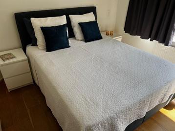 Istikbal opbergbed met matras – 180x200 cm – veel opslagruim beschikbaar voor biedingen