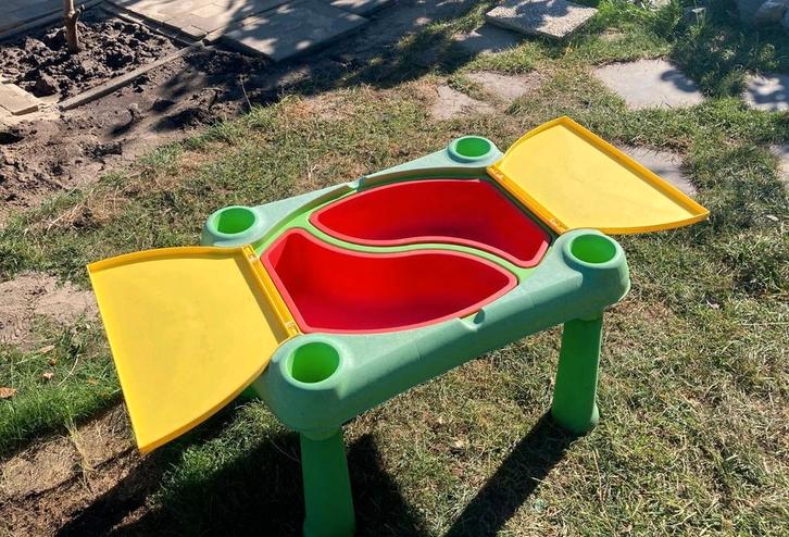 Feber zandtafel / watertafel, Kinderen en Baby's, Speelgoed | Buiten | Zandbakken, Gebruikt, Ophalen