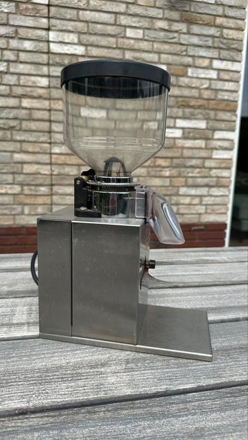 Demoka / Minimoka koffiemolen beschikbaar voor biedingen