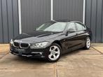 BMW 3-serie 328i xDrive Executive Schuifdak|Memory|Headup|Ca, Auto's, Automaat, Euro 5, 15 km/l, Beige