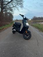 Iva s4, Fietsen en Brommers, Snorfietsen en Snorscooters, Elektrisch, Zo goed als nieuw, Ophalen, Overige merken