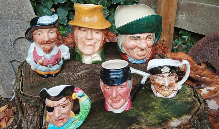 Antieke karakter mokken Engels, whisky mugs, gezichten, Antiek en Kunst, Antiek | Keramiek en Aardewerk, Ophalen of Verzenden