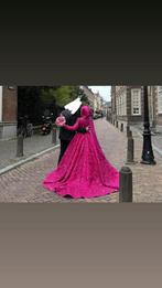 Henna/ bruidsjurk Kinalik 38/40 inclusief boeket en mand, Ophalen, Zo goed als nieuw, Schoenen