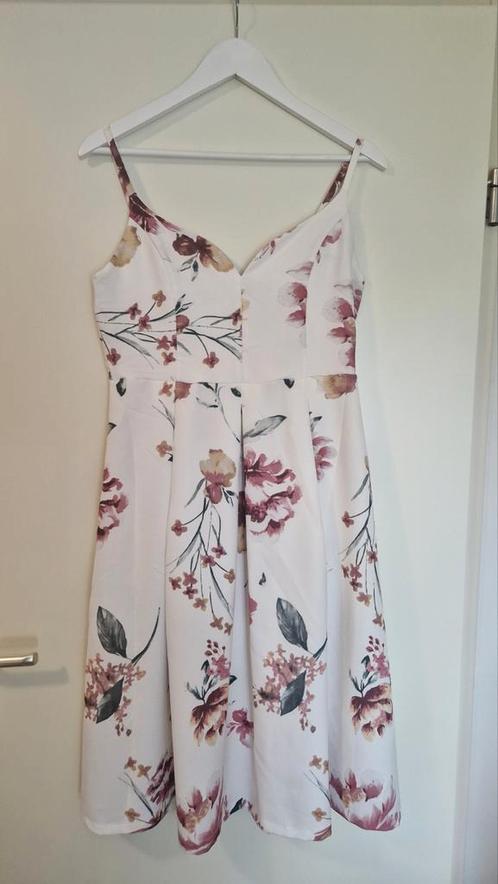 Witte zomerjurk, About you, Kleding | Dames, Jurken, Zo goed als nieuw, Maat 42/44 (L), Wit, Knielengte, Ophalen of Verzenden