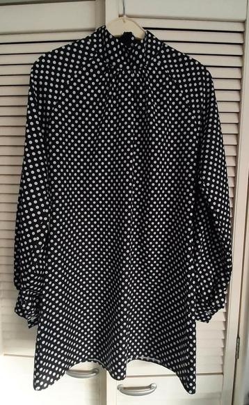 Leuke noppenblouse, maat 38 beschikbaar voor biedingen