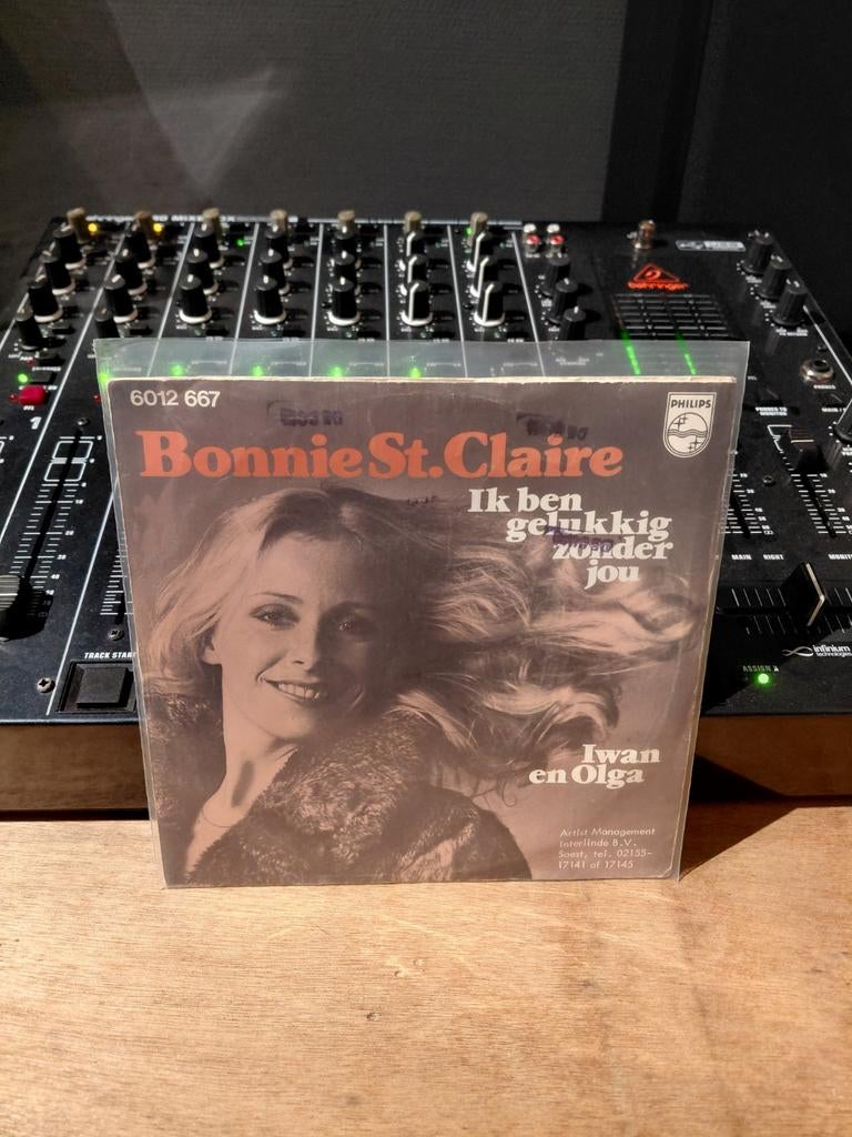 Bonnie st.claire, Ophalen of Verzenden, Zo goed als nieuw, Overige formaten, Nederlandstalig