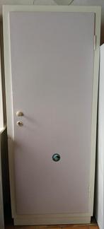 Ouden houten kast gratis, Ophalen, Gebruikt