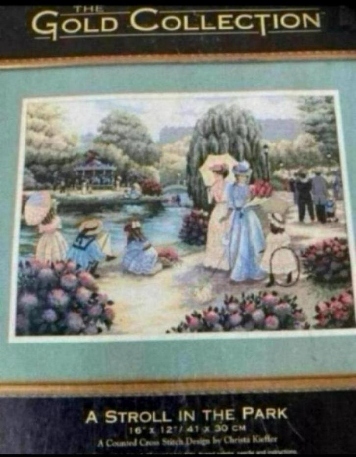 BORDUURPAKKET DIMENSIONS GOLD A STROLL IN THE PARK, Hobby en Vrije tijd, Borduren en Borduurmachines, Nieuw, Borduurpakket, Handborduren