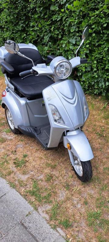 Scootmobiel 880km op de teller beschikbaar voor biedingen