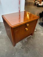 Vintage Jaren 60/70 Bijzet-/Nachtkastje, Ophalen, Gebruikt, Minder dan 45 cm, Minder dan 55 cm