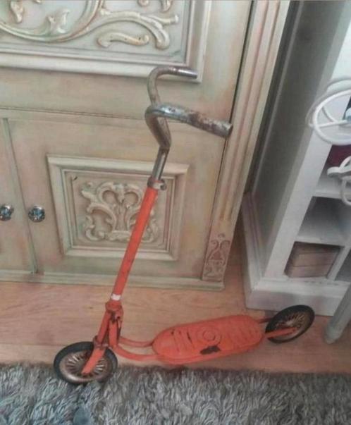 Antieke gietijzeren inklapbaar kinder stepje., Fietsen en Brommers, Steps, Gebruikt, Gewone step, Ophalen of Verzenden
