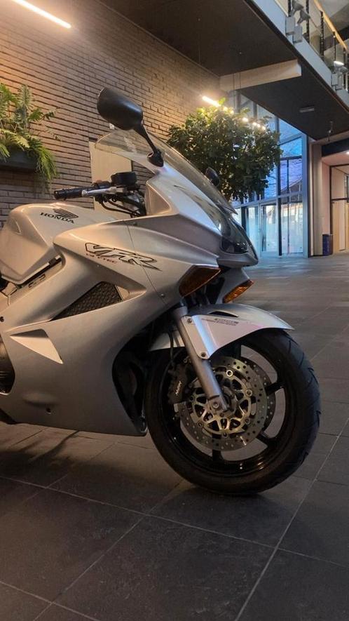 Honda VFR 800 VTEC - Sportieve Toermotor, Motoren, Motoren | Honda, Particulier, Sport, meer dan 35 kW, 4 cilinders, Minimaal motorrijbewijs A1