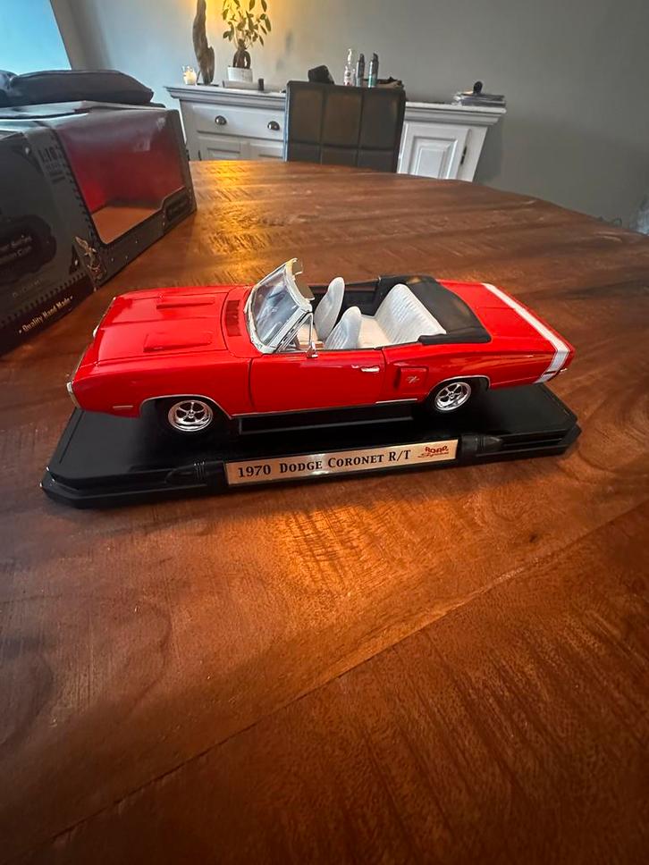 Dodge Coronet 1/18 Schaalmodel, Hobby en Vrije tijd, Modelauto's | 1:18, Zo goed als nieuw, Auto, Overige merken, Ophalen of Verzenden