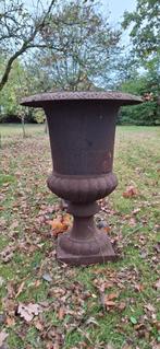 kelk, gietijzer, 2 stuks, Tuin en Terras, Ophalen of Verzenden, Gebruikt