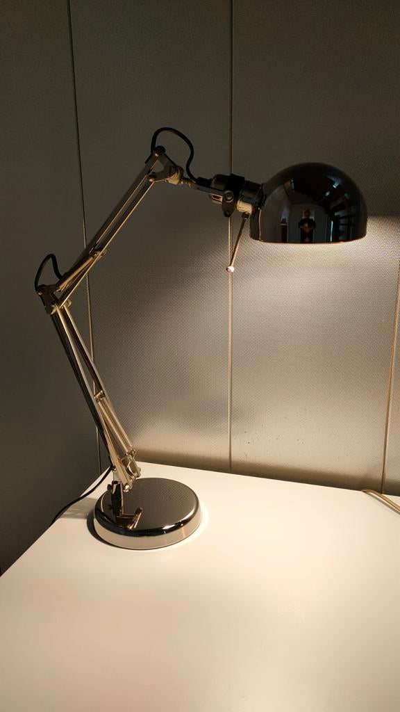 IKEA FORSÅ bureaulamp, lamp, zilverkleurig, chroom, Ophalen, Vergrootglas of Loep
