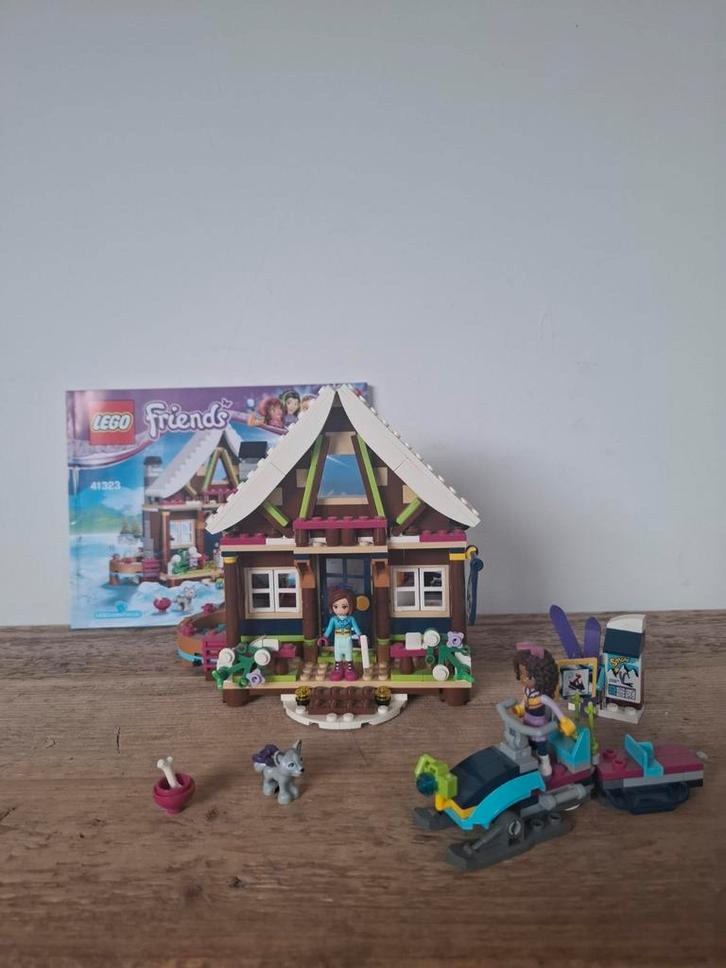 Lego Friends Wintersport Chalet 41323, Kinderen en Baby's, Speelgoed | Duplo en Lego, Zo goed als nieuw, Ophalen