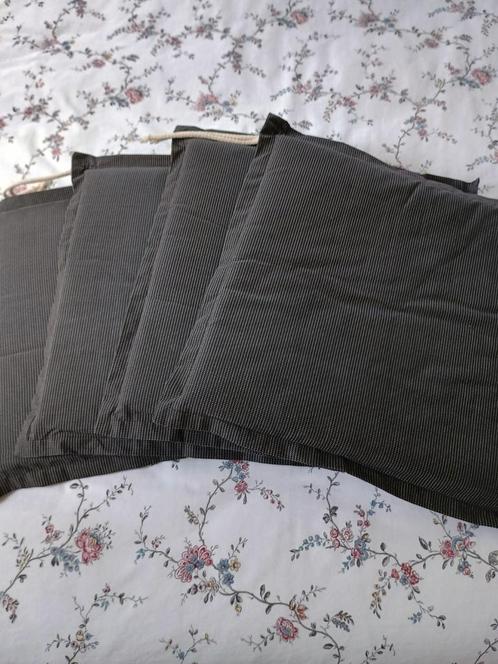 Zeer nette grijze 45x45 cm boot kussens, Watersport en Boten, Accessoires en Onderhoud, Zo goed als nieuw, Interieur en Kussens