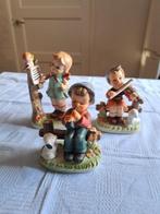 Drie Porseleinen Beeldjes, Verzamelen, Ophalen of Verzenden, Zo goed als nieuw, Mens