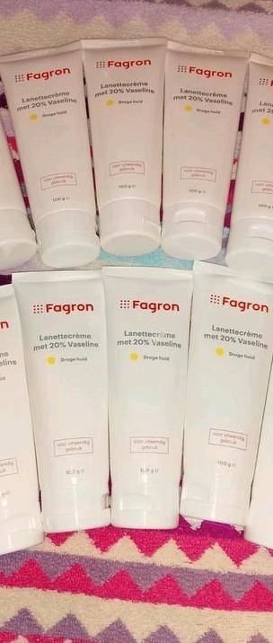 Lanettecreme  beschikbaar voor biedingen