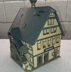 Duits woonhuis met winkel baby spullen, Hobby en Vrije tijd, Modeltreinen | H0, Gebruikt, Gelijkstroom of Wisselstroom, Brug, Tunnel of Gebouw