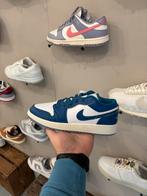 Jordan 1 Low Industrial Blue - Maat 36,5 - Nieuw, Blauw, Korulifestyle@gmail.com, Nieuw, Sneakers of Gympen