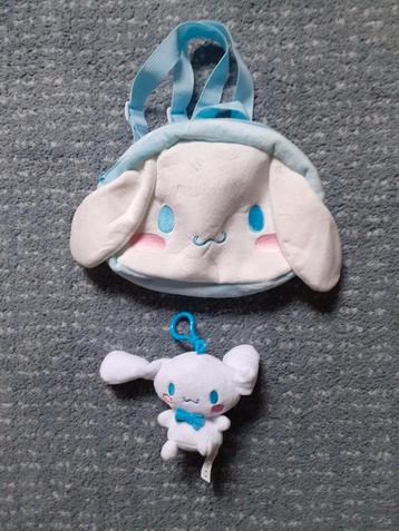 Sanrio Cinamonroll rugtas en sleutelhanger  beschikbaar voor biedingen