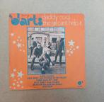 Darts - Daddy Cool/The Girl Can't Help It, Gebruikt, 7 inch, Single, Ophalen of Verzenden