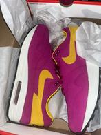 Nike Air Max 1 Dynamic Berry 44, Ophalen of Verzenden, Nieuw, Overige kleuren, Sneakers of Gympen