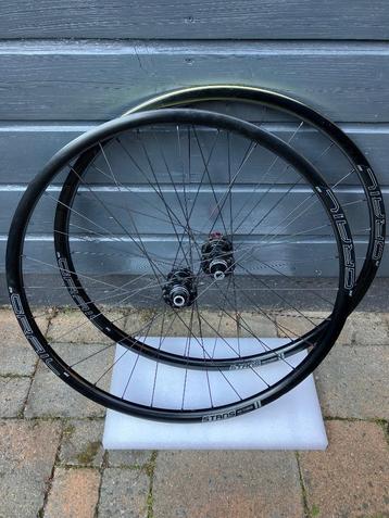 Stans Grail MK3 gravel wielset beschikbaar voor biedingen