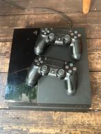 Playstation 4 (ps4) with two controllers, Spelcomputers en Games, Spelcomputers | Sony PlayStation 4, Ophalen of Verzenden, Zo goed als nieuw